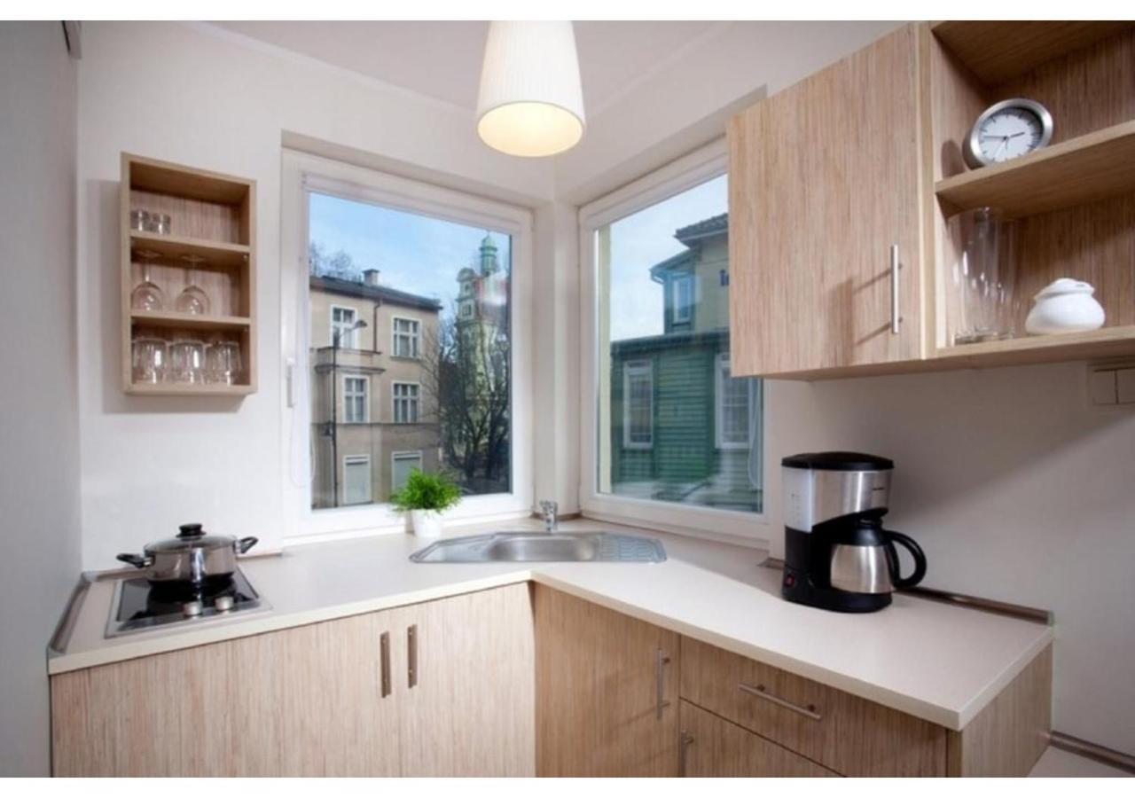 Yellow House Lodging Apartment Сопот Екстериор снимка